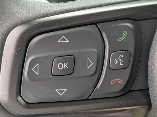 new 2025 Jeep Gladiator car, priced at $43,985