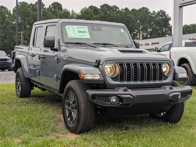 new 2025 Jeep Gladiator car, priced at $43,985