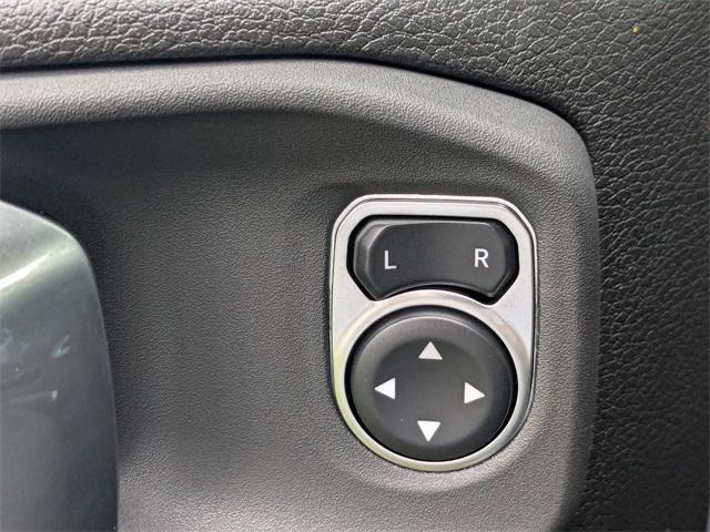 new 2025 Jeep Gladiator car, priced at $43,985