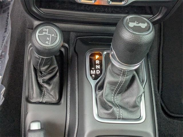 new 2025 Jeep Wrangler car, priced at $45,565