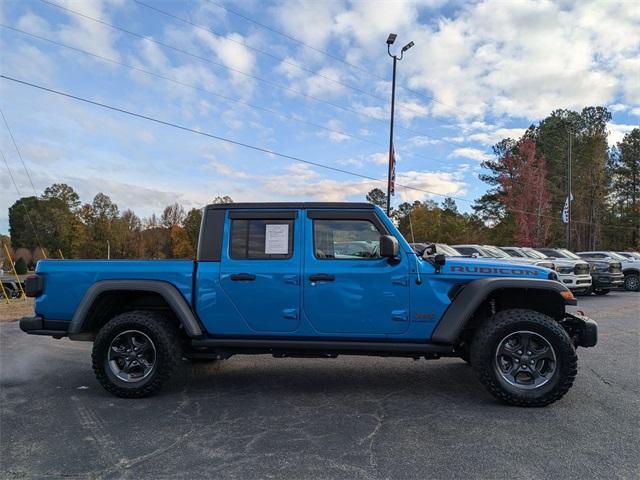 used 2022 Jeep Gladiator car, priced at $40,605