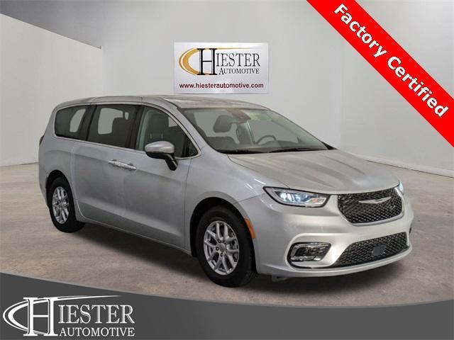 used 2023 Chrysler Pacifica car, priced at $23,174