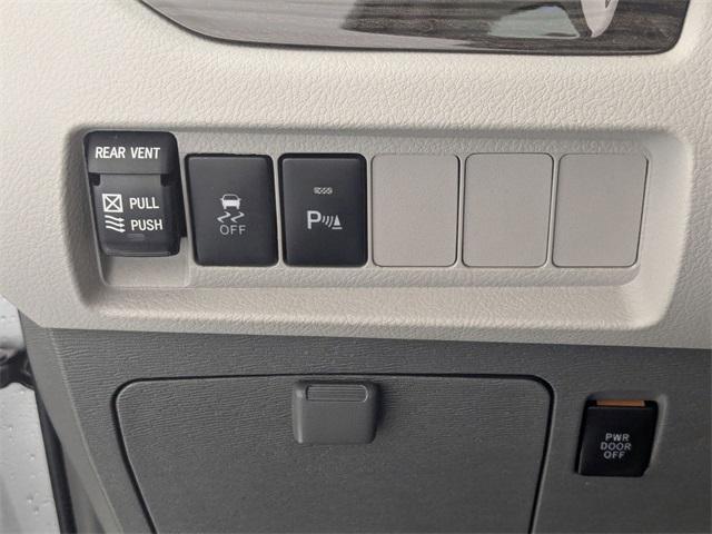 used 2018 Toyota Sienna car, priced at $23,961