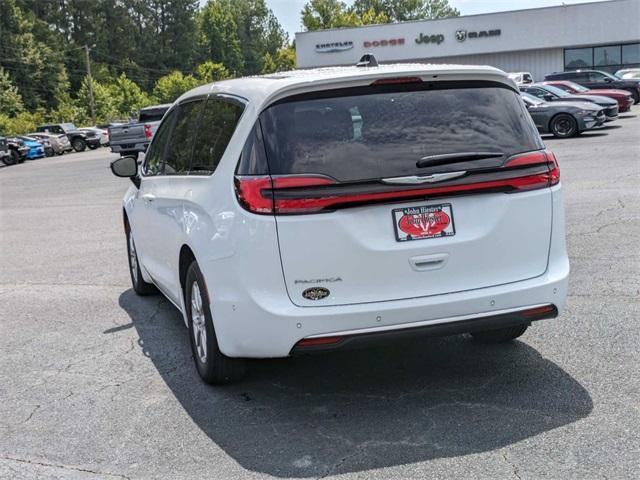 new 2024 Chrysler Pacifica car, priced at $40,795