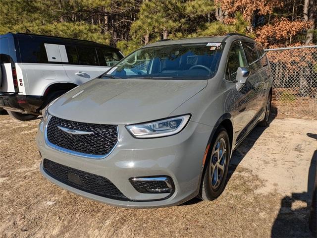 used 2022 Chrysler Pacifica car, priced at $24,438