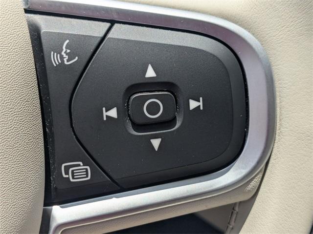 used 2022 Volvo XC60 car, priced at $29,256