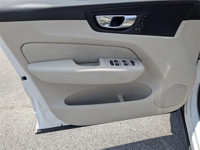 used 2022 Volvo XC60 car, priced at $29,256