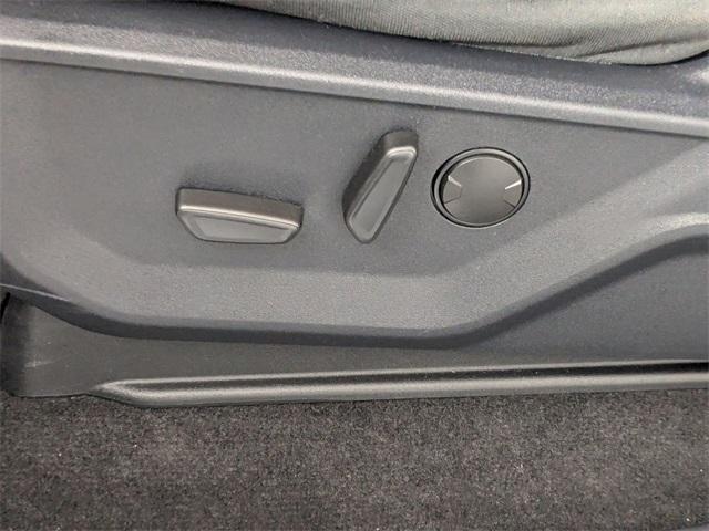 used 2022 Ford F-150 car, priced at $38,134