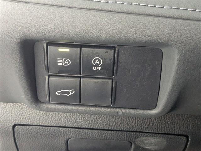 used 2023 Toyota Highlander car, priced at $34,950