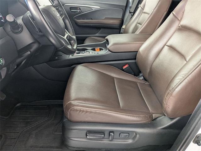 used 2024 Honda Ridgeline car, priced at $32,062