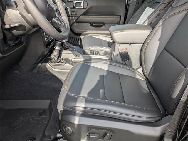 new 2025 Jeep Wrangler car, priced at $53,727