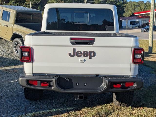 new 2026 Jeep Gladiator car, priced at $55,550