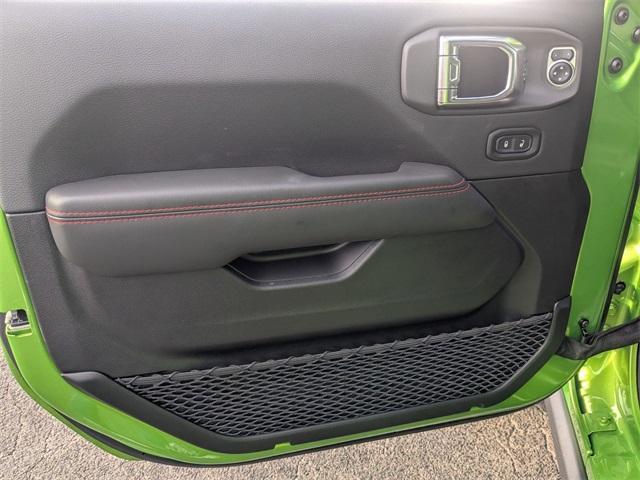 new 2025 Jeep Wrangler car, priced at $57,015