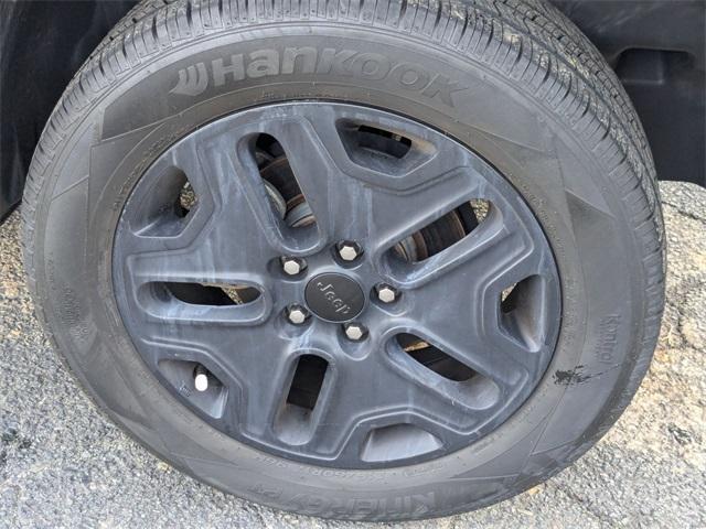 used 2020 Jeep Renegade car, priced at $15,984