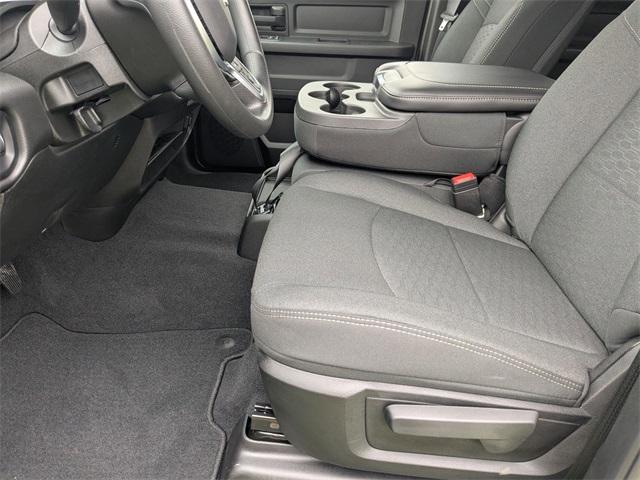 new 2025 Ram 3500 car, priced at $65,212