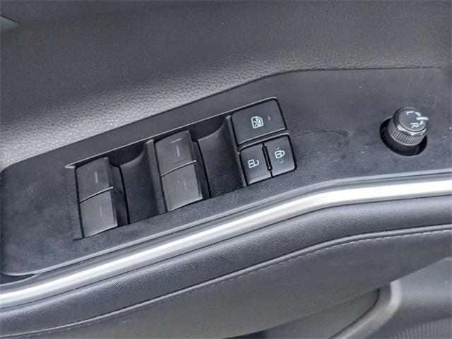 used 2021 Toyota Highlander Hybrid car, priced at $28,896