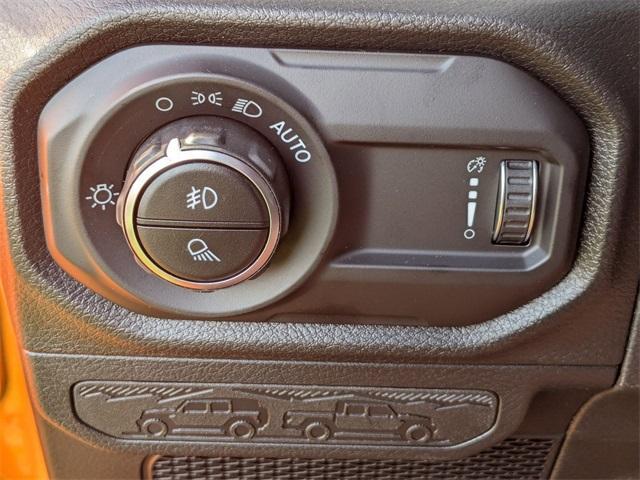 new 2025 Jeep Gladiator car, priced at $45,358