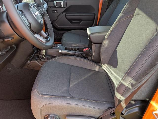 new 2025 Jeep Gladiator car, priced at $45,358