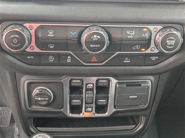 new 2025 Jeep Gladiator car, priced at $40,130