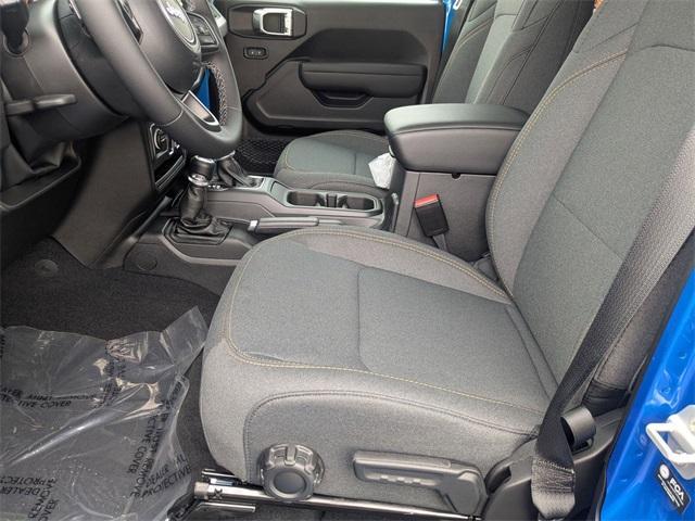 new 2025 Jeep Gladiator car, priced at $40,130