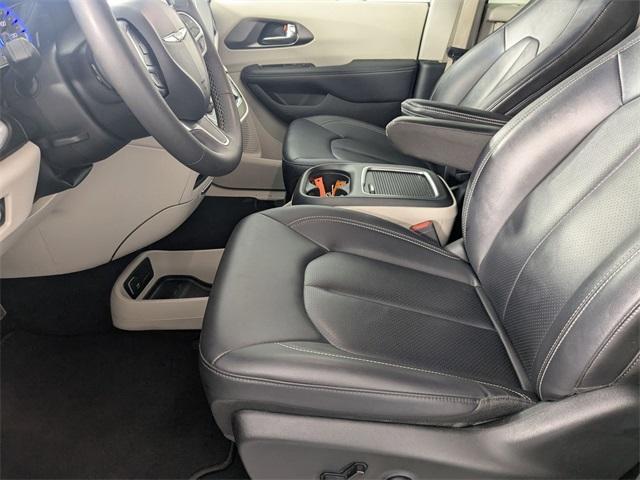 used 2024 Chrysler Pacifica car, priced at $28,646