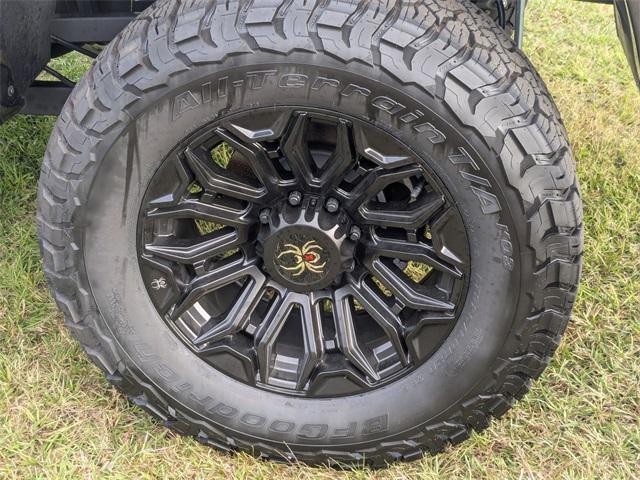 new 2025 Ram 2500 car, priced at $71,609