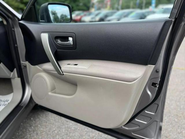 used 2014 Nissan Rogue Select car, priced at $5,995