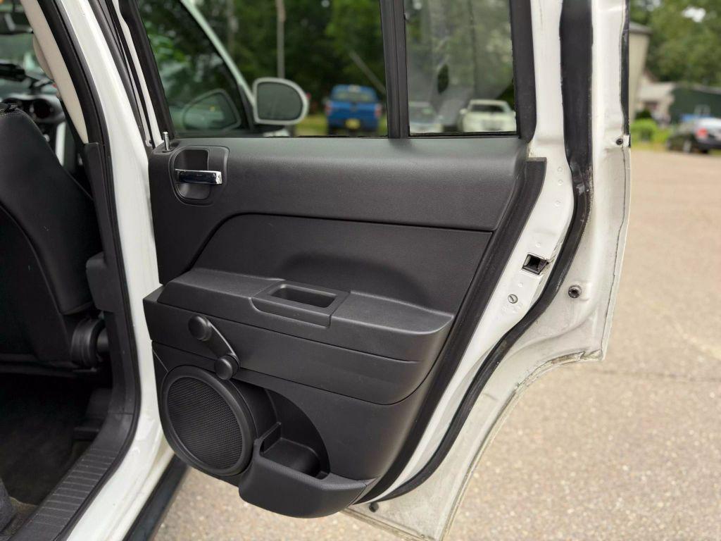 used 2016 Jeep Compass car, priced at $6,995