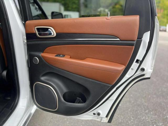 used 2015 Jeep Grand Cherokee car, priced at $12,995