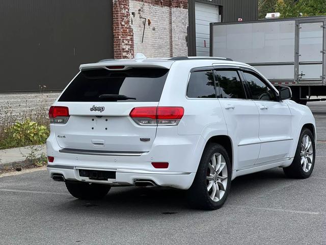 used 2015 Jeep Grand Cherokee car, priced at $14,995