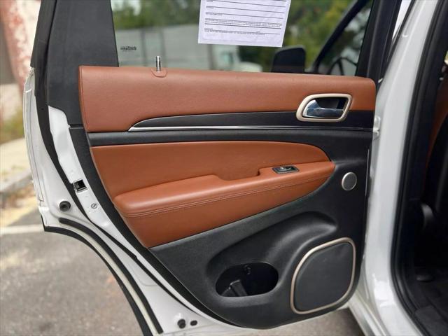 used 2015 Jeep Grand Cherokee car, priced at $12,995