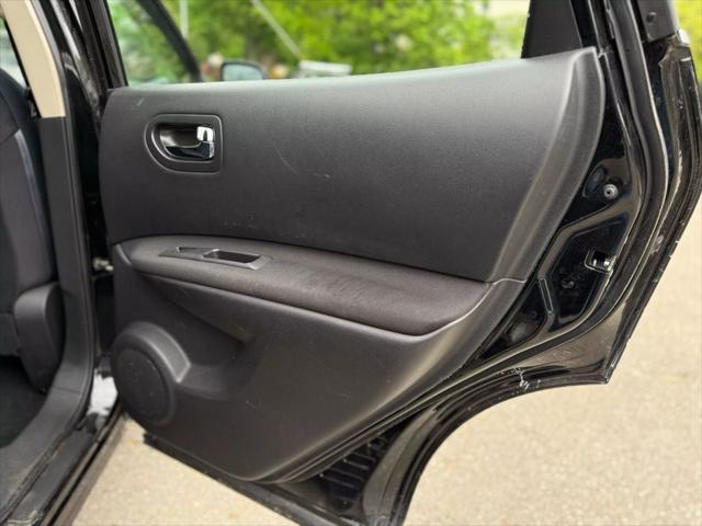 used 2014 Nissan Rogue Select car, priced at $5,995