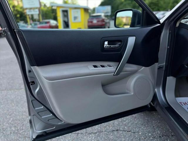 used 2014 Nissan Rogue Select car, priced at $6,295