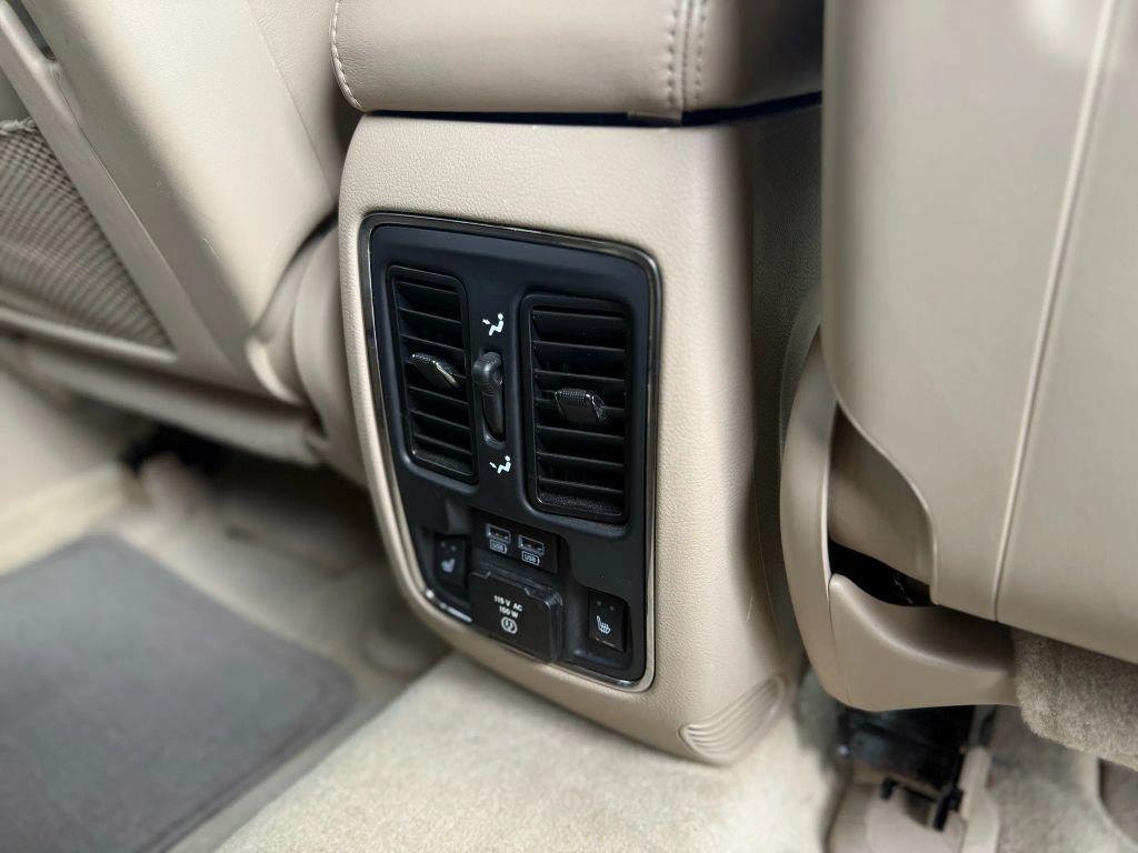 used 2014 Jeep Grand Cherokee car, priced at $14,995