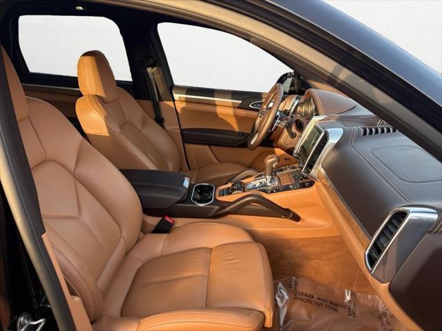used 2018 Porsche Cayenne E-Hybrid car, priced at $34,998