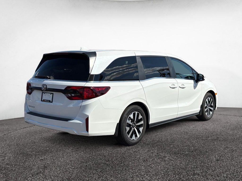 used 2025 Honda Odyssey car, priced at $38,998