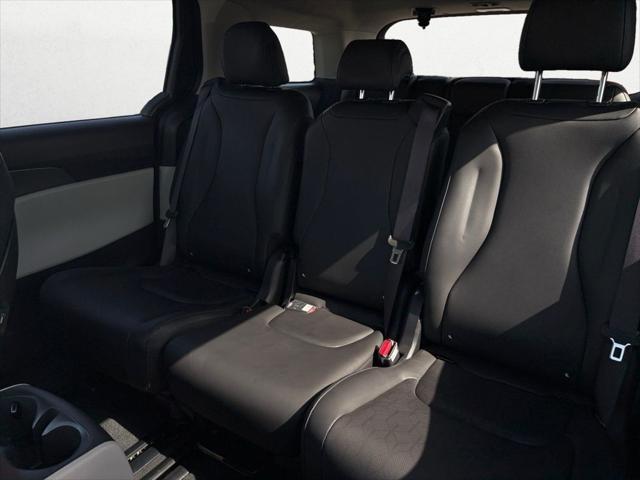 used 2024 Kia Carnival car, priced at $35,808
