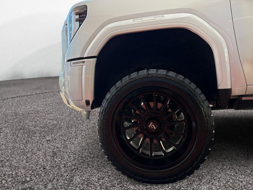 used 2024 GMC Sierra 2500 car, priced at $72,998