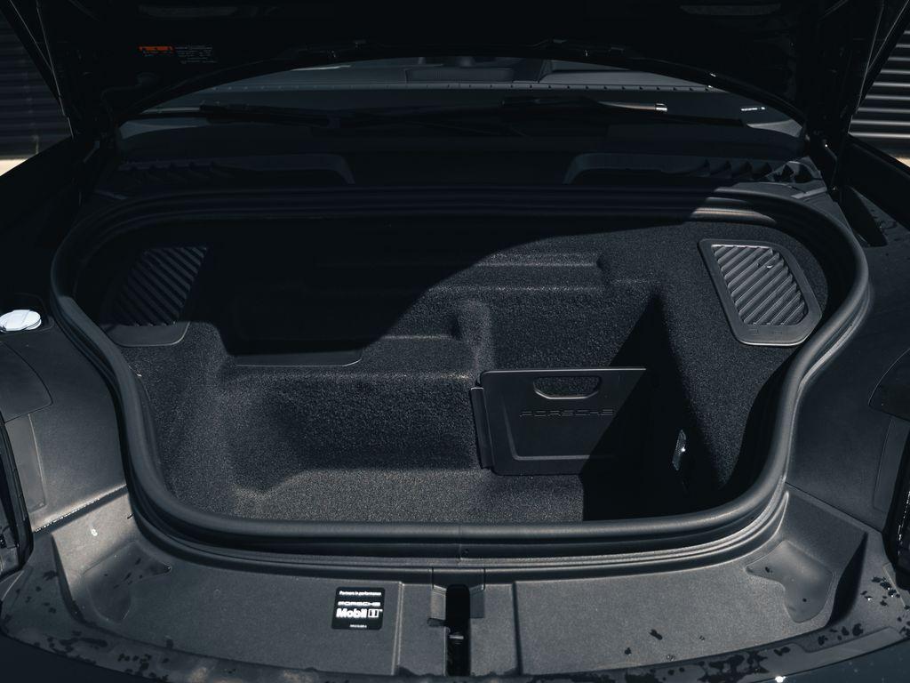 new 2025 Porsche Macan car, priced at $99,275