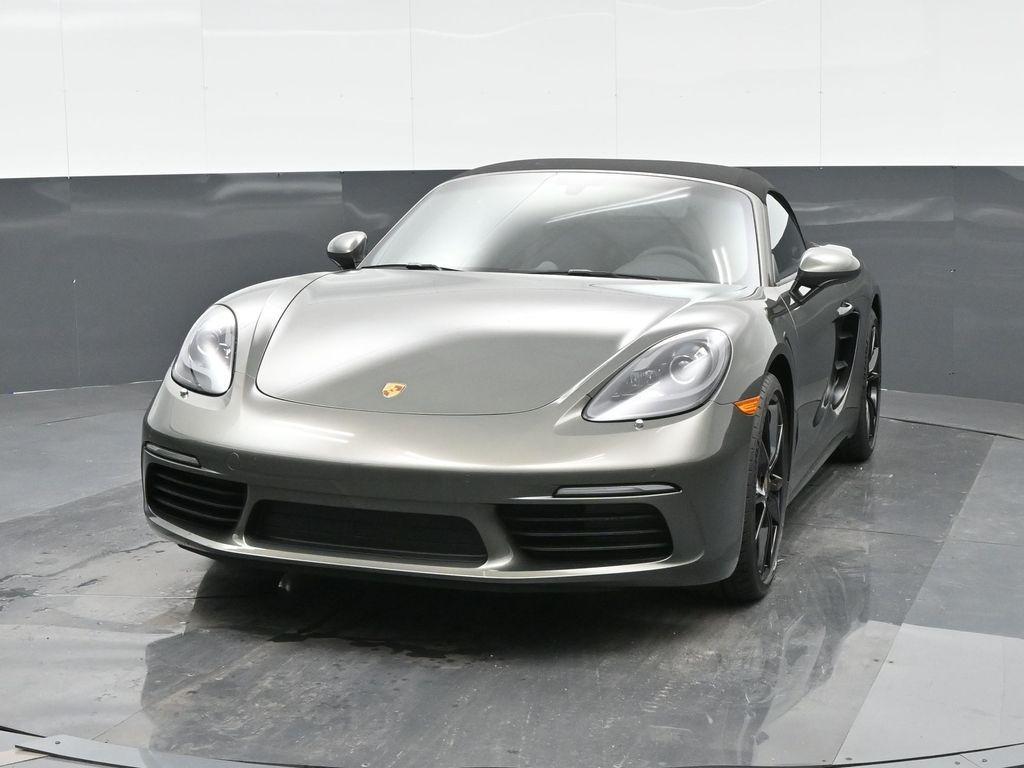 new 2025 Porsche 718 Boxster car, priced at $96,995