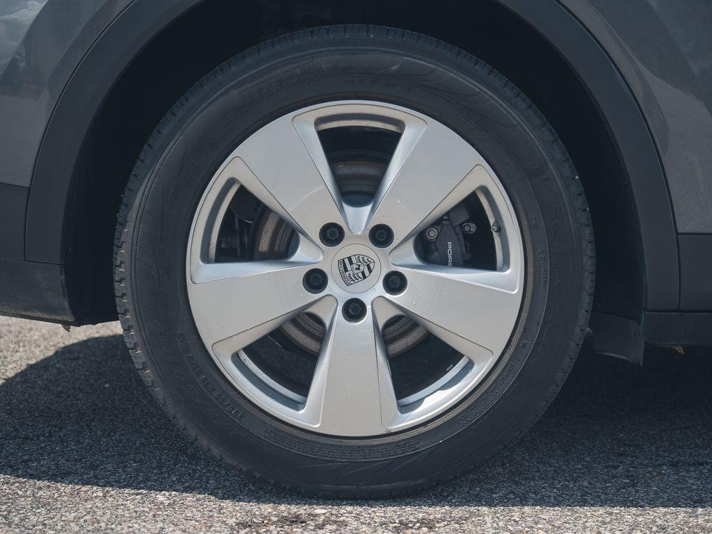 used 2019 Porsche Cayenne car, priced at $43,490