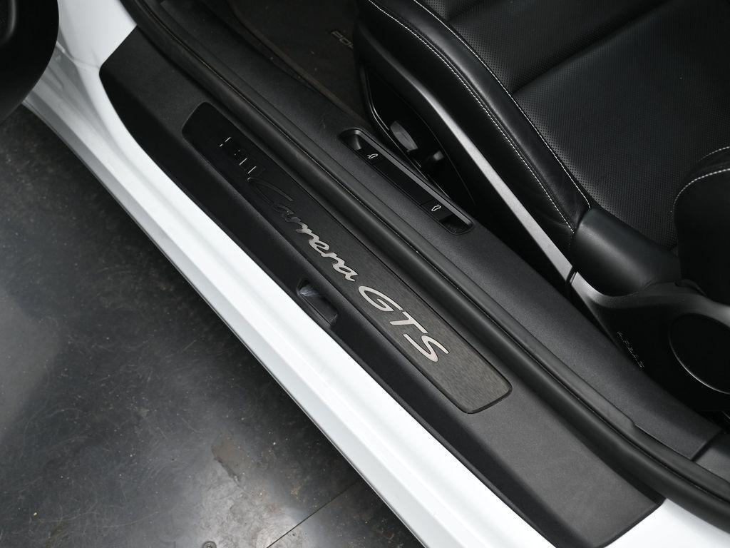 used 2022 Porsche 911 car, priced at $166,900