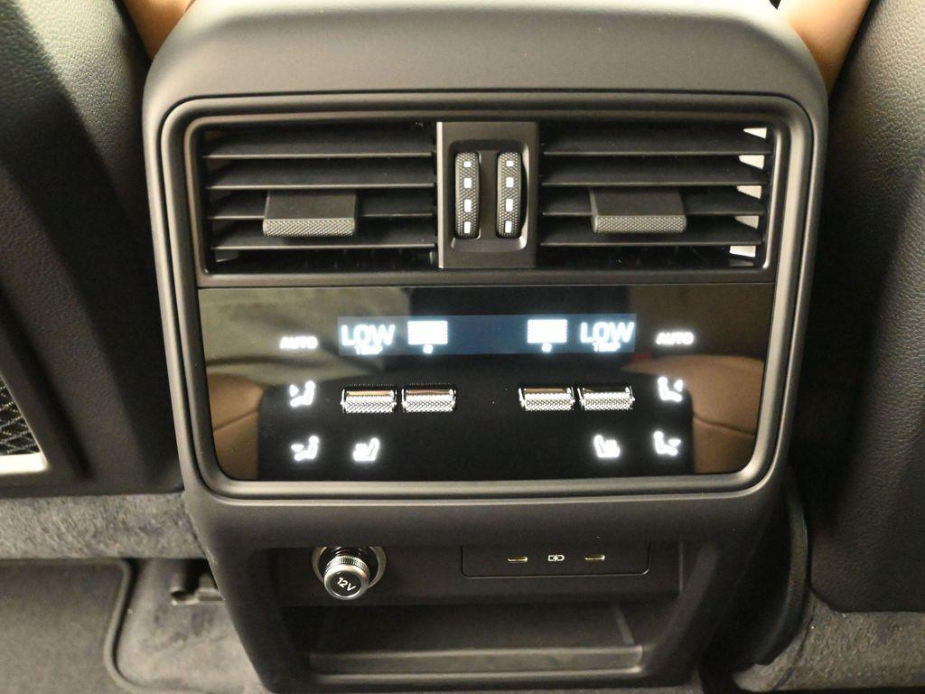 new 2025 Porsche Cayenne car, priced at $127,985