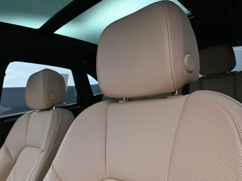 used 2025 Porsche Macan car, priced at $62,900