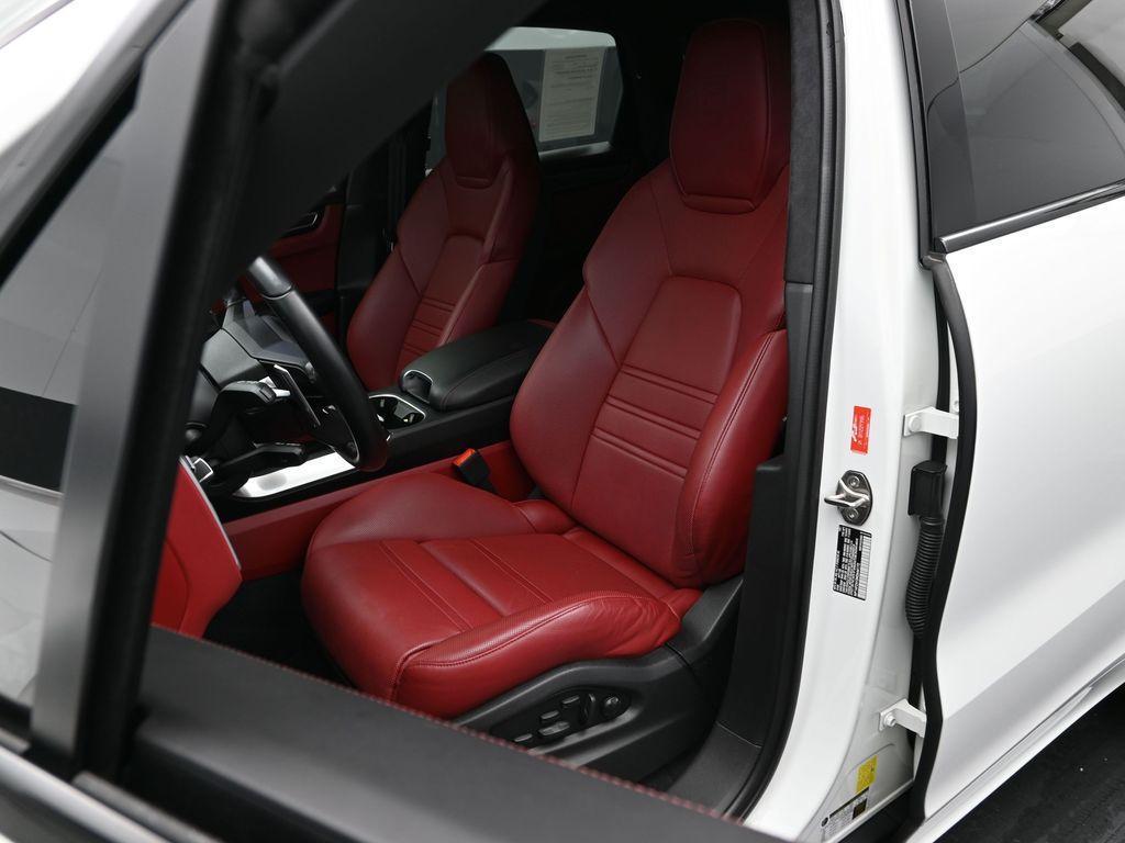 used 2022 Porsche Cayenne car, priced at $100,900
