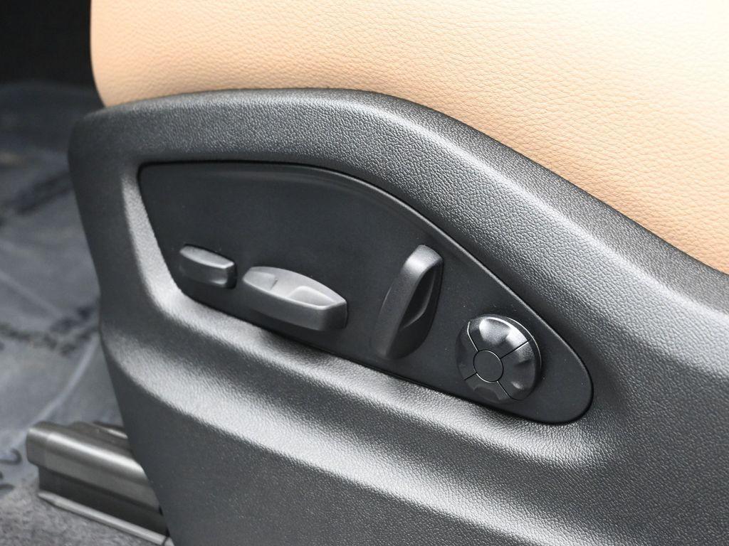 new 2025 Porsche Cayenne car