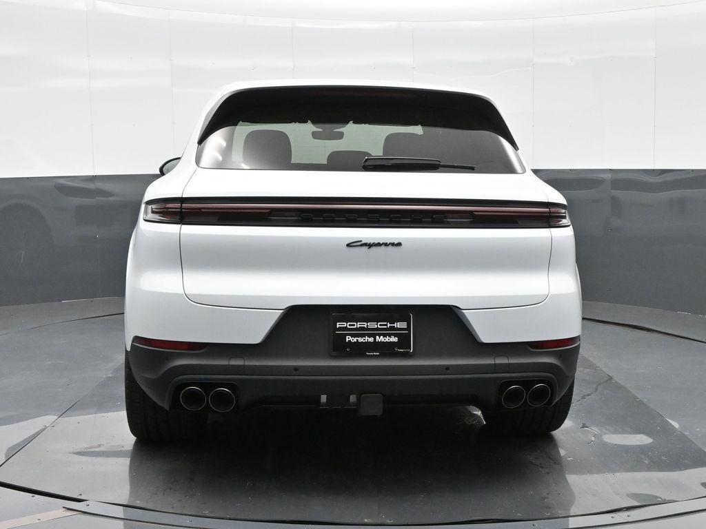 new 2025 Porsche Cayenne car