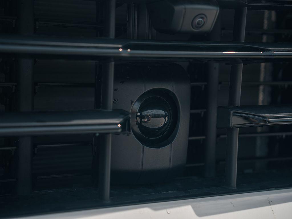 new 2025 Porsche Cayenne car