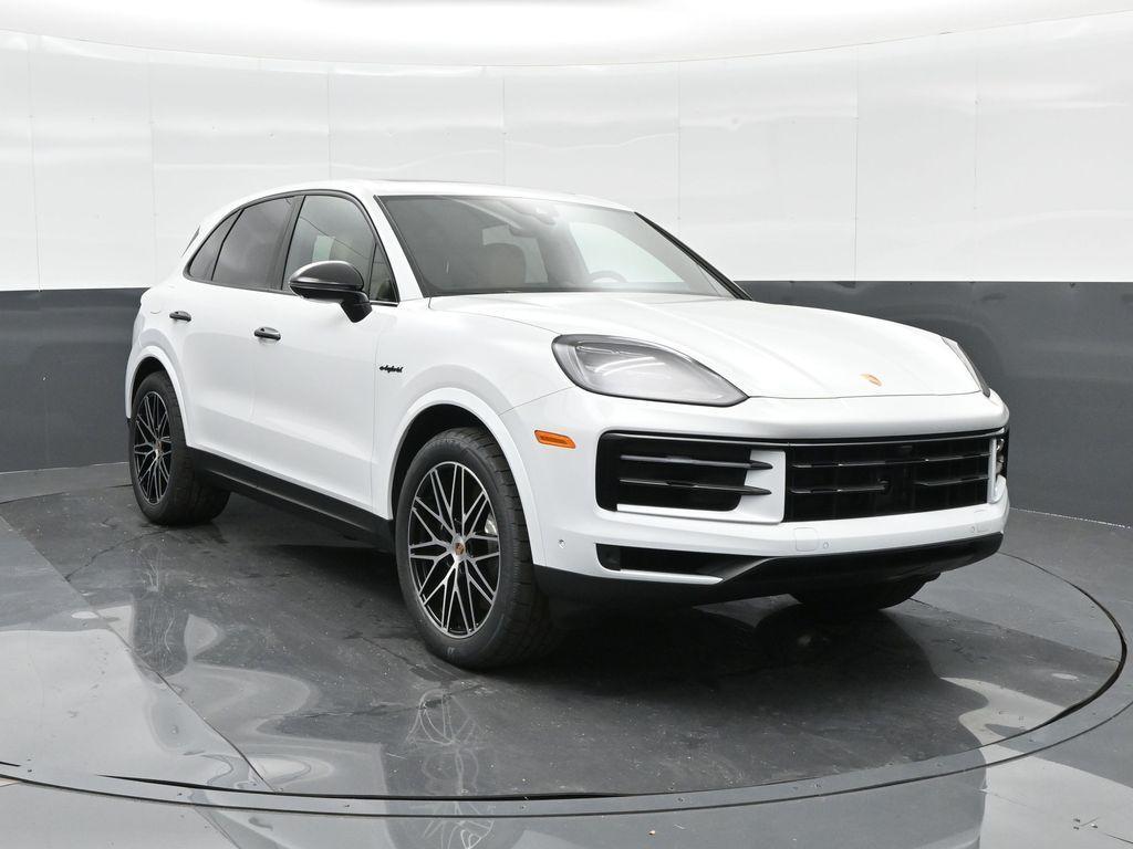 new 2025 Porsche Cayenne car