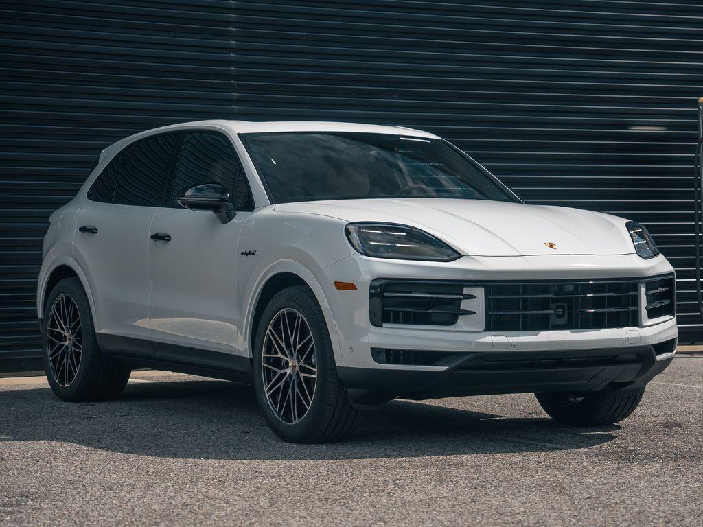 new 2025 Porsche Cayenne car